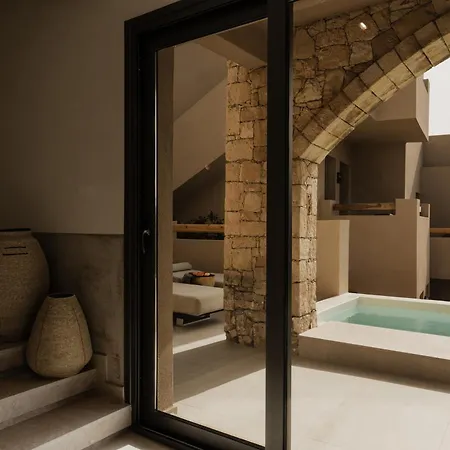 Porto Village 4*