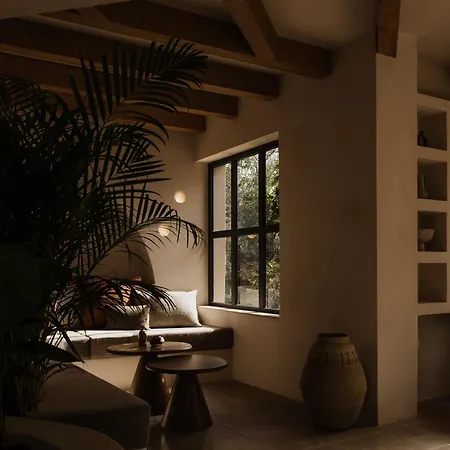 Momi Slow Living 4* خيرسونِسوس