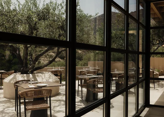 Momi Slow Living 4* Hersonissos (Crete)